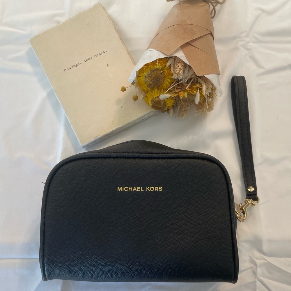 Michael Kors Wristlet